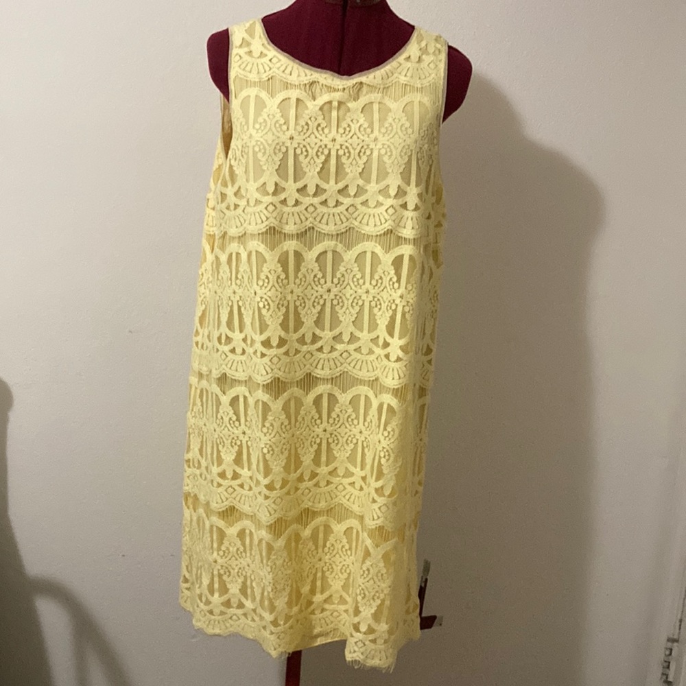 M.S.S.P Max studio speciality products. Yellow lace sleeveless dress Size 12